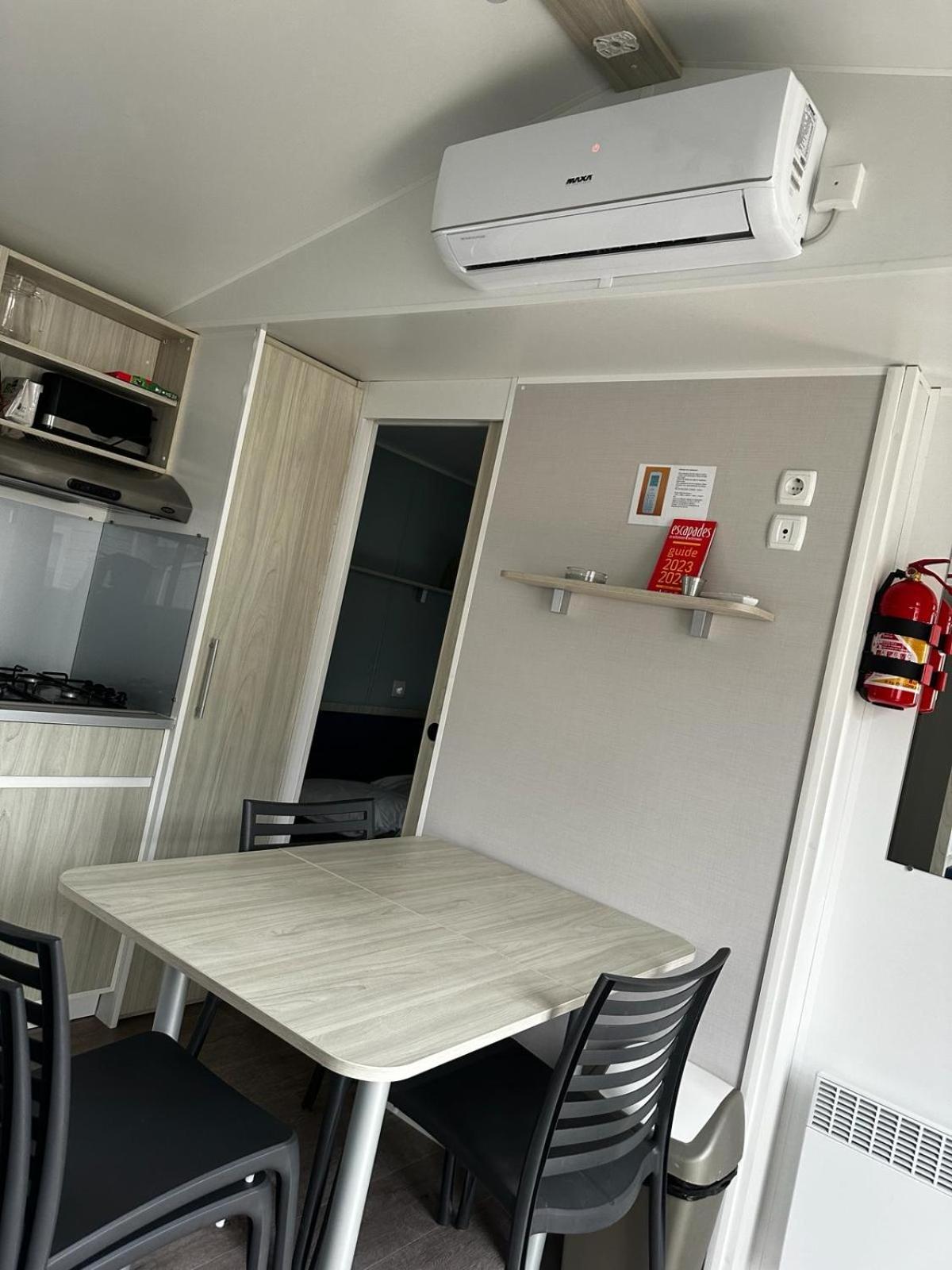 Mobilhome Clim La Falaise 4 Etoiles Narbonne Exterior photo